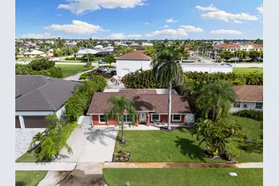 121 S Bahama Avenue, Marco Island, FL 34145 - Photo 26