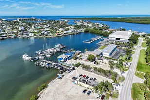 405 Grenada Ave, Naples, FL 34113 - Photo 38