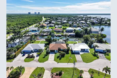 405 Grenada Avenue, Naples, FL 34113 - Photo 46