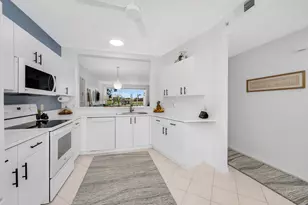 9087 Michael Cir, Naples, FL 34113 - Photo 4