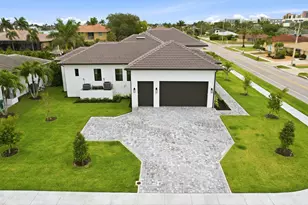 211 Landmark St, Marco Island, FL 34145 - Photo 74
