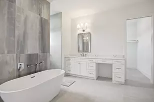 211 Landmark St, Marco Island, FL 34145 - Photo 32