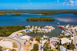 366 Angler Dr, Goodland, FL 34140 - Photo 46