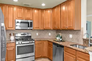 3165 Aviamar Cir, Naples, FL 34114 - Photo 12