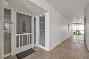 848 Collier, Marco Island, FL 34145 - Photo 4