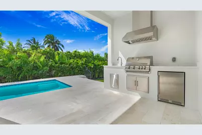 138 Kirkwood Street, Marco Island, FL 34145 - Photo 32