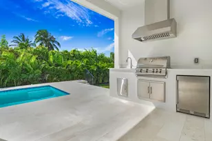 138 Kirkwood St, Marco Island, FL 34145 - Photo 32