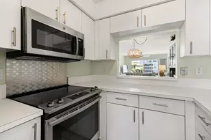 919 Huron Ct, Marco Island, FL 34145 - Photo 14