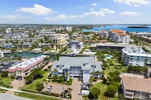 919 Huron Ct, Marco Island, FL 34145 - Photo 40