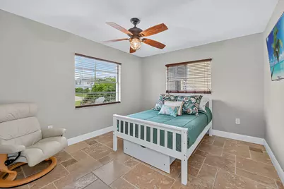 106 Pago Pago Drive W, Naples, FL 34113 - Photo 14