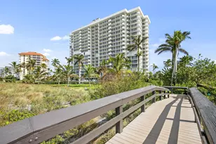 140 Seaview Ct, Marco Island, FL 34145 - Photo 22