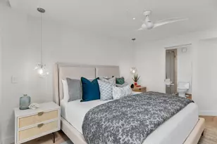 320 Seaview Ct, Marco Island, FL 34145 - Photo 22