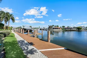 427 Nassau Ct, Marco Island, FL 34145 - Photo 24