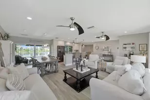 410 Yellowbird St, Marco Island, FL 34145 - Photo 12