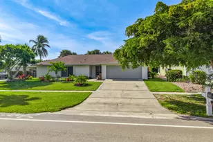 620 N Barfield Dr, Marco Island, FL 34145 - Photo 96