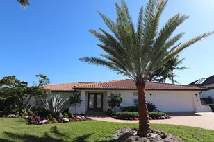 418 Tarpon Ct, Marco Island, FL 34145 - Photo 2