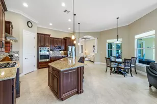 9337 Campanile Cir, Naples, FL 34114 - Photo 12