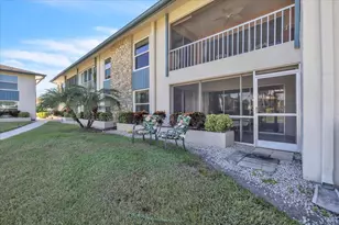 325 Charlemagne Blvd, Naples, FL 34112 - Photo 32