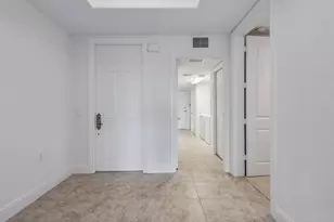 2710 Callista Ct, Naples, FL 34114 - Photo 4