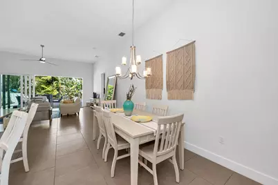 811 108th Avenue N, Naples, FL 34108 - Photo 8