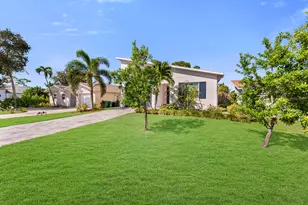 811 108th Ave N, Naples, FL 34108 - Photo 40