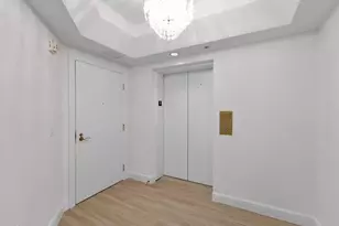 1060 Borghese Ln, Naples, FL 34114 - Photo 4