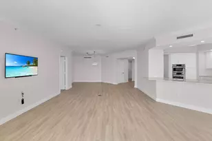 1060 Borghese Ln, Naples, FL 34114 - Photo 14