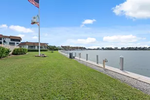 730 W Elkcam Cir, Marco Island, FL 34145 - Photo 26