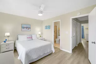 138 Marco Villas Dr S, Marco Island, FL 34145 - Photo 10