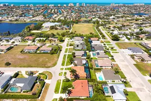 1442 Biscayne Way, Marco Island, FL 34145 - Photo 20