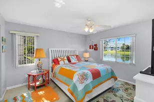 409 Gabriel Cir, Naples, FL 34104 - Photo 14