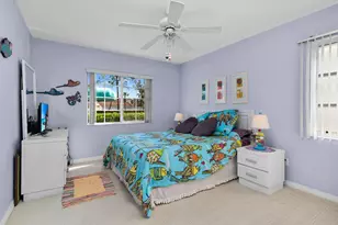 409 Gabriel Cir, Naples, FL 34104 - Photo 16