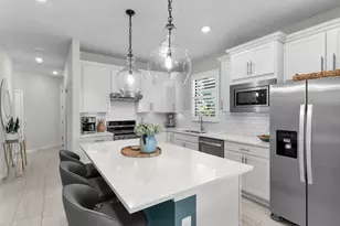 2191 Yellowfin Cir, Naples, FL 34114 - Photo 4