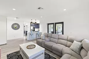 101 San Salvador St, Naples, FL 34113 - Photo 6