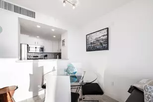 180 Seaview Ct, Marco Island, FL 34145 - Photo 10