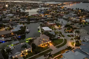 580 Goldcoast Ct, Marco Island, FL 34145 - Photo 86