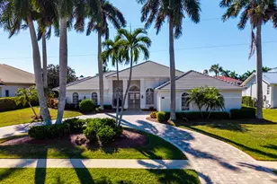 520 Alameda Ct, Marco Island, FL 34145 - Photo 2