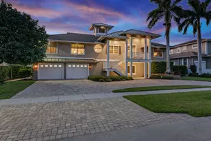 549 Tigertail Ct, Marco Island, FL 34145 - Photo 4