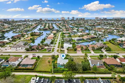 299 S Heathwood Drive, Marco Island, FL 34145 - Photo 42
