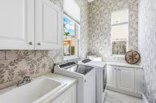 8589 Bellagio Dr, Naples, FL 34114 - Photo 30