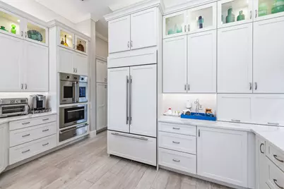 8589 Bellagio Drive, Naples, FL 34114 - Photo 12