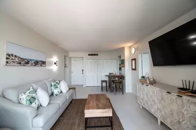 140 Seaview Court #304S, Marco Island, FL 34145 - Photo 4