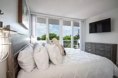 140 Seaview Court #304S, Marco Island, FL 34145 - Photo 10