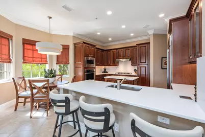 9284 Menaggio Court #202, Naples, FL 34114 - Photo 10