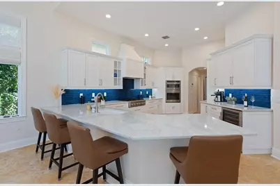 8604 Majorca Lane, Naples, FL 34114 - Photo 6