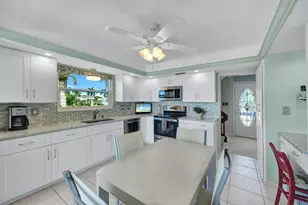 810 Arcadia Ct, Marco Island, FL 34145 - Photo 12