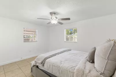 4220 Pearl Harbor Drive, Naples, FL 34112 - Photo 14