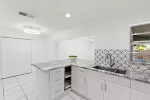 4220 Pearl Harbor Dr, Naples, FL 34112 - Photo 10