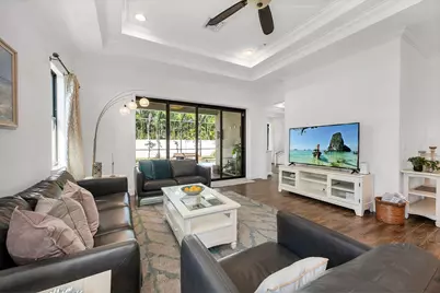 833 109th Avenue N, Naples, FL 34108 - Photo 6