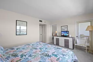 897 Collier Ct, Marco Island, FL 34145 - Photo 20